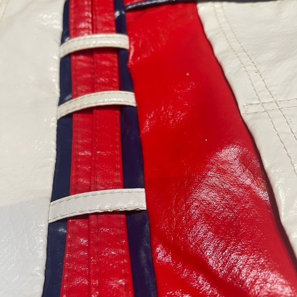 🔥SALE🔥Vintage Red, White & Blue 🇺🇸 Leather 1970s Drawstring Bucket Bag - Picture 8 of 9